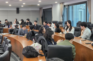 [3/10] Visit by Students from SILS, Waseda University